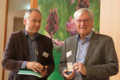 LNV-Ehrennadel für Prof. Gunter Kaufmann aus Rastatt
